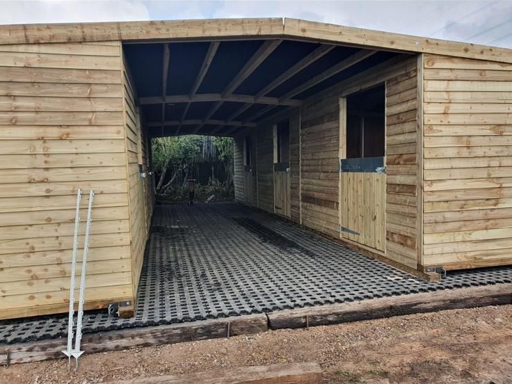 American barn stable